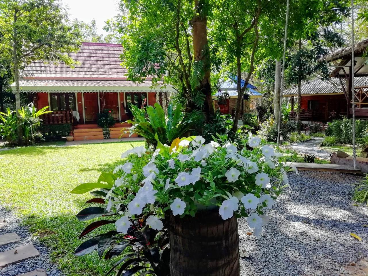 Macura Resort Ко Чанг Экстерьер фото